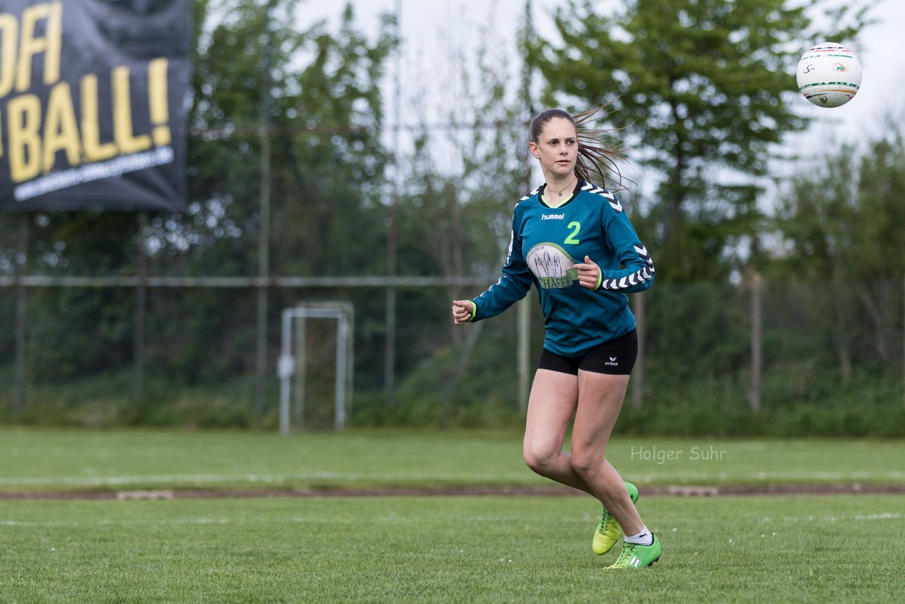 Bild 126 - Faustball Frauen Wiemersdorf